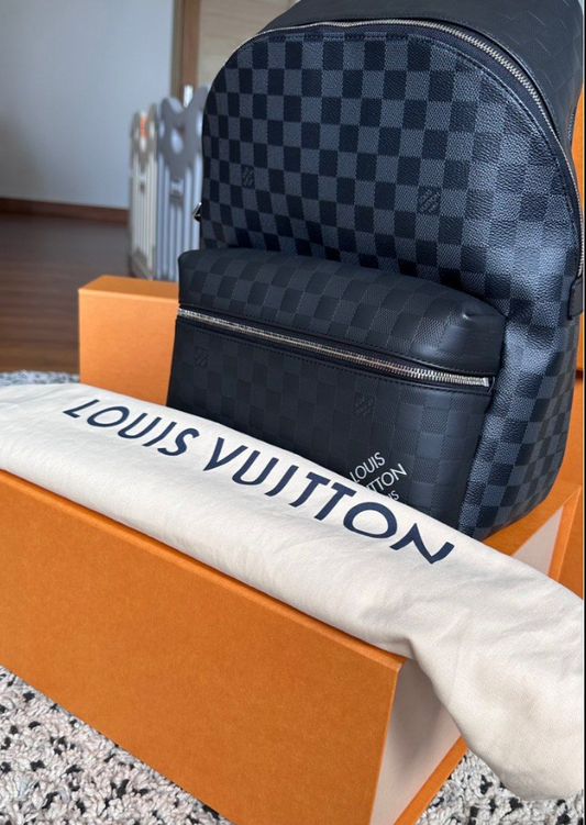 Black Louis Vuitton Backpack "discovery"
